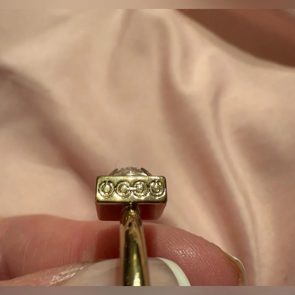Authentic Coach Gold tone Ring with Clear Stone‎ size 8 EUC